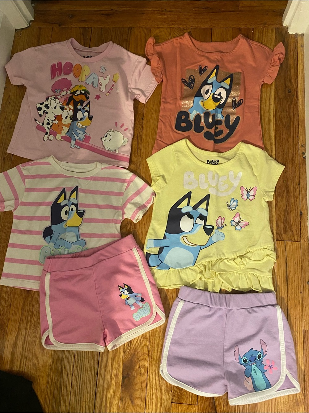 Bluey 3t summer shirts and 2 pairs of shorts